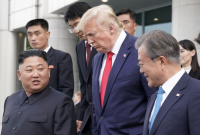 Trump écrit l'histoire avec “son ami” Kim Jong-un