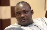 Le président gambien libère tous les détenus sans jugement
