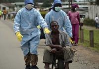 La solidarité internationale contre Ebola fustigée