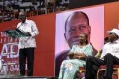 Le président ivoirien Ouattara officielle candidat à la présidentielle 