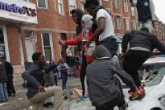 Des émeutes à Baltimore après l'inhumation d'un jeune Noir 