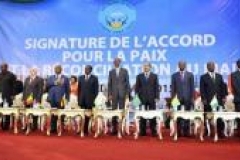 La rébellion malienne signe l'accord de paix 