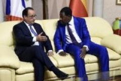 Hollande fait du Bénin "une référence" en Afrique