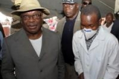 Ebola: Le président malien sur la ligne de front 