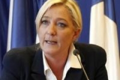 «Victoire historique» de l'extrême droite en France