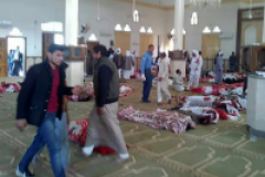 Carnage dans une mosquée en Égypte, 235 morts