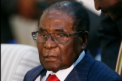 Mugabe démissionne pour éviter une destitution humiliante