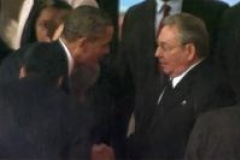 La poignée de main Obama-Castro fait mouche