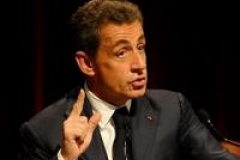 Sarkozy quitte la politique après son échec