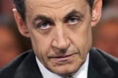 Sarkozy "inquiète" 51% des Français après son retour 