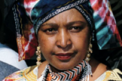 Décès de Winnie Mandela, "symbole majeur" de la lutte anti-apartheid