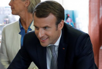 Macron ne regrette pas avoir qualifié les français de “fainéants"