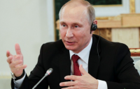 Poutine fustige la «russophobie»